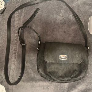 Michael Kors cross body purse